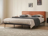 汉森庄园 英伦风 实木软包床 进口实木微雕工艺 柔软顺滑油蜡仿真皮 轻薄床头小空间无压力 阿尔贝托雕塑金属高脚 1.8*2.0米 实木床（搭配满铺燕尾油漆床板）