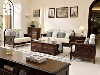  经典美式风格 高品级北美进口桃花芯木 高织高密棉麻布 曲线弧度圆润实木脚 高弹厚实饱满海绵座包 进口俄罗斯落叶松实木框架 黑胡桃色 沙发组合 1+2+3人位沙发（整体沙发 下单前需确认电梯和楼梯尺寸）