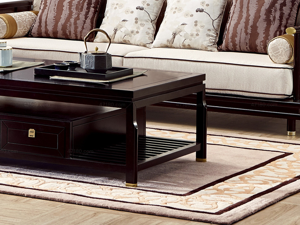 东南亚红檀木(主框架) 实木多层板(辅料) 高精密提花(面料) 高密度