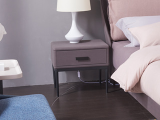  现代简约 科技布 板木结构 五金脚 灰色 床头柜
